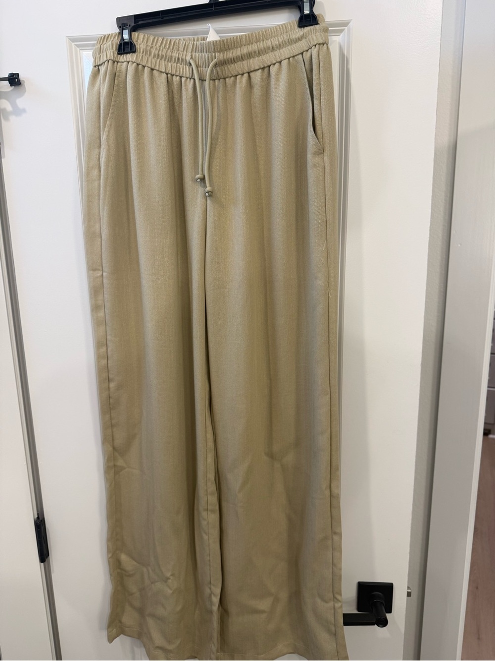 Women’s  Drawstring Relaxed Fit linen blend Pants - Beige